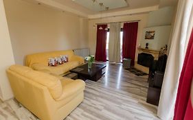 Arias'-Welcoming Guest House
