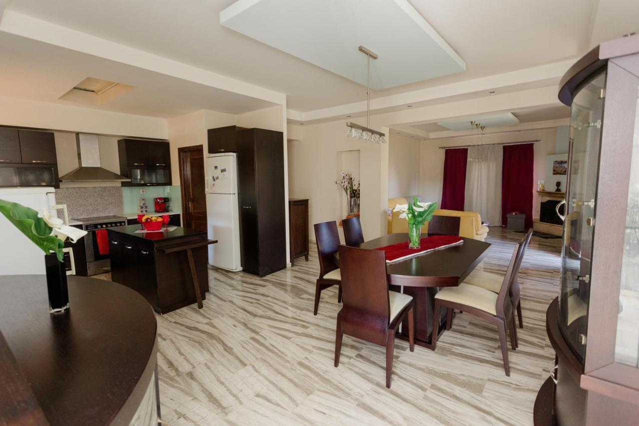 Arias'-Welcoming Guest House Κουνουπιδιανά Εξωτερικό φωτογραφία