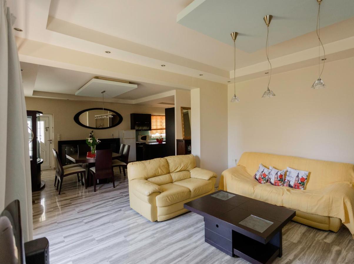 Arias'-Welcoming Guest House Κουνουπιδιανά Εξωτερικό φωτογραφία