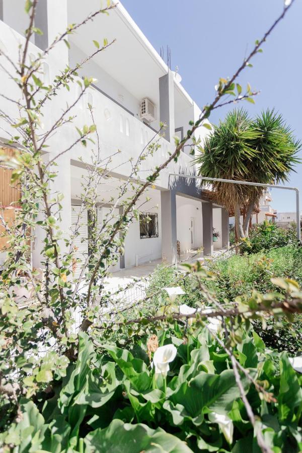 Arias'-Welcoming Guest House Κουνουπιδιανά Εξωτερικό φωτογραφία